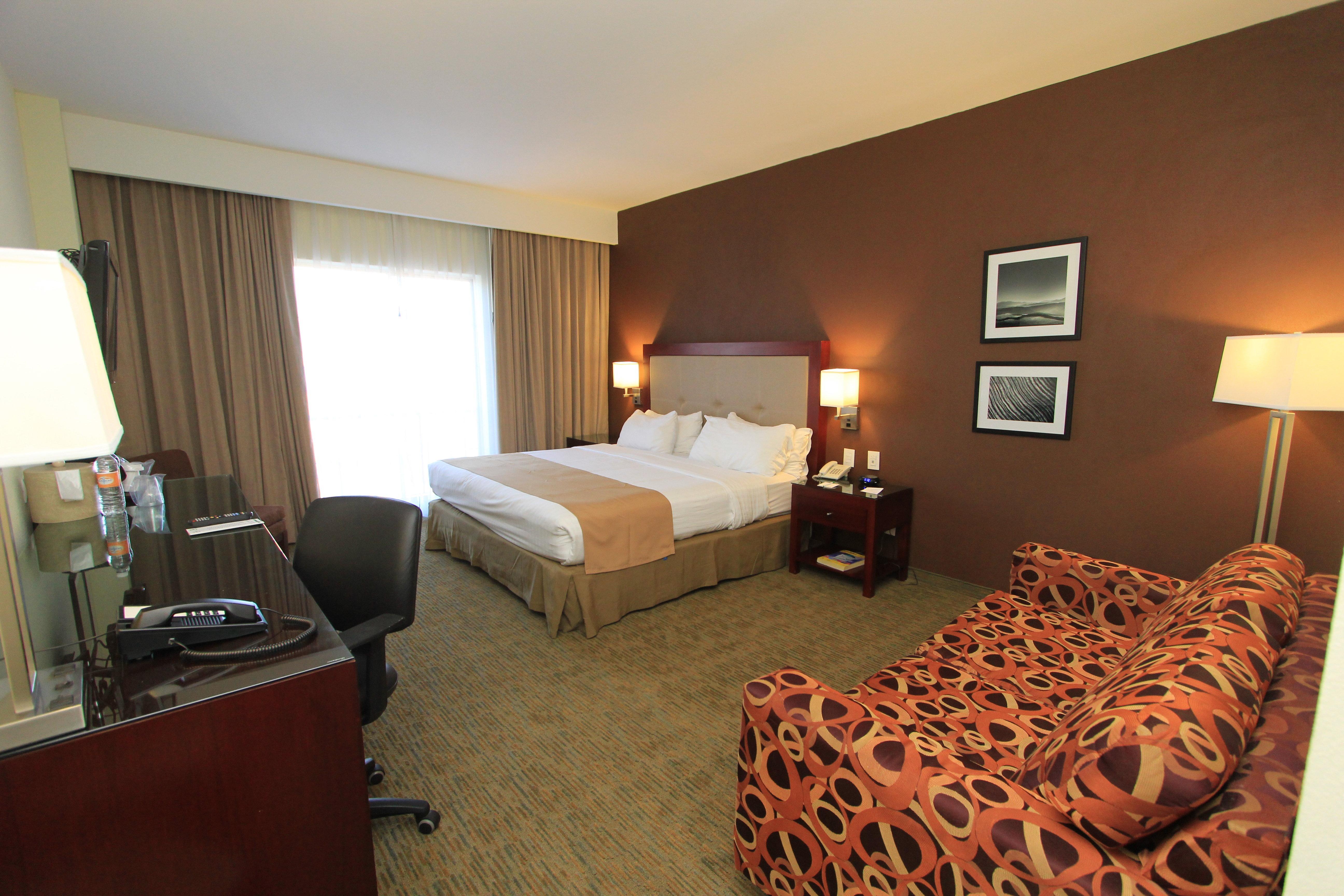 Holiday Inn Leon By Ihg Esterno foto