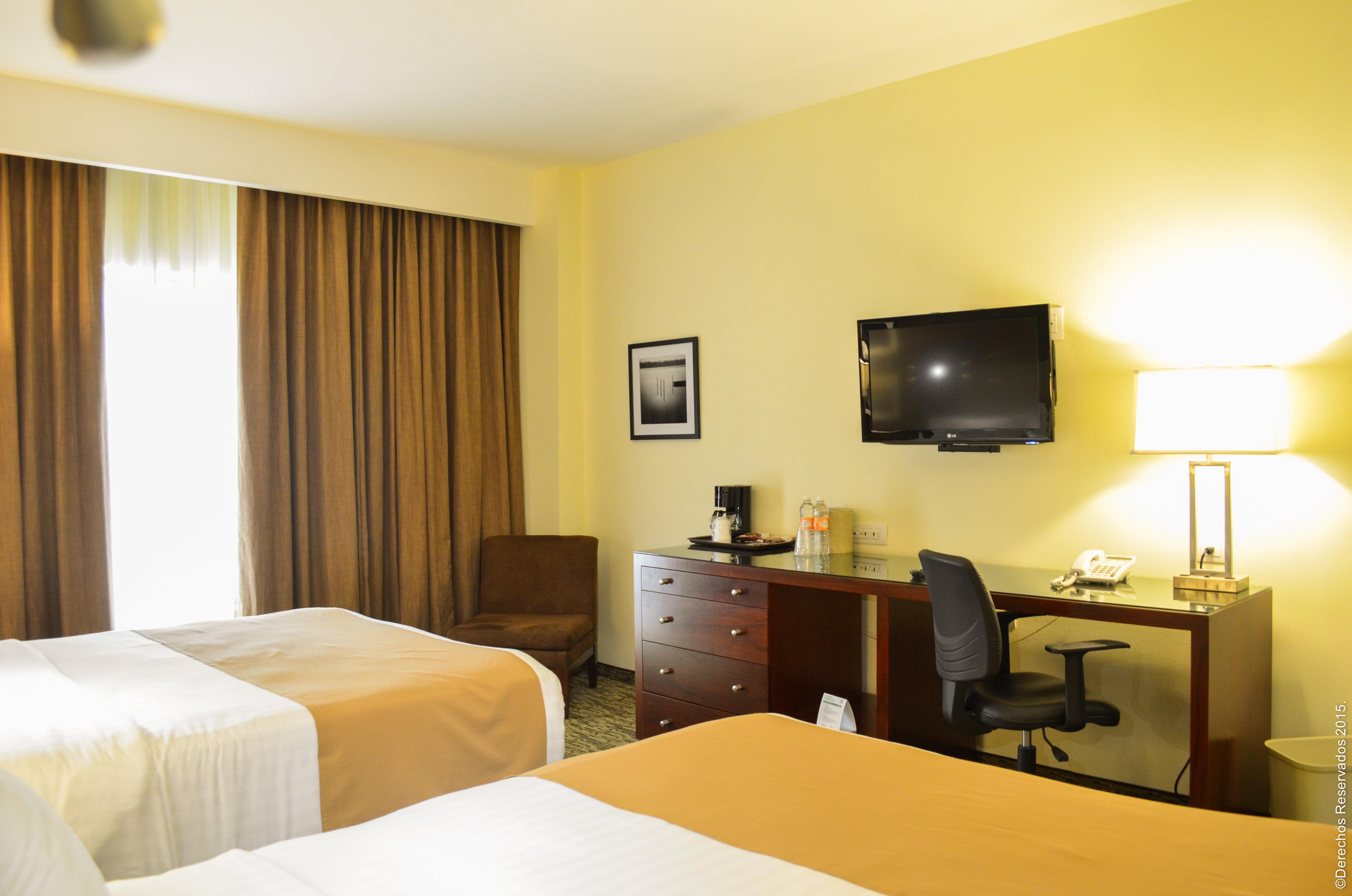 Holiday Inn Leon By Ihg Esterno foto