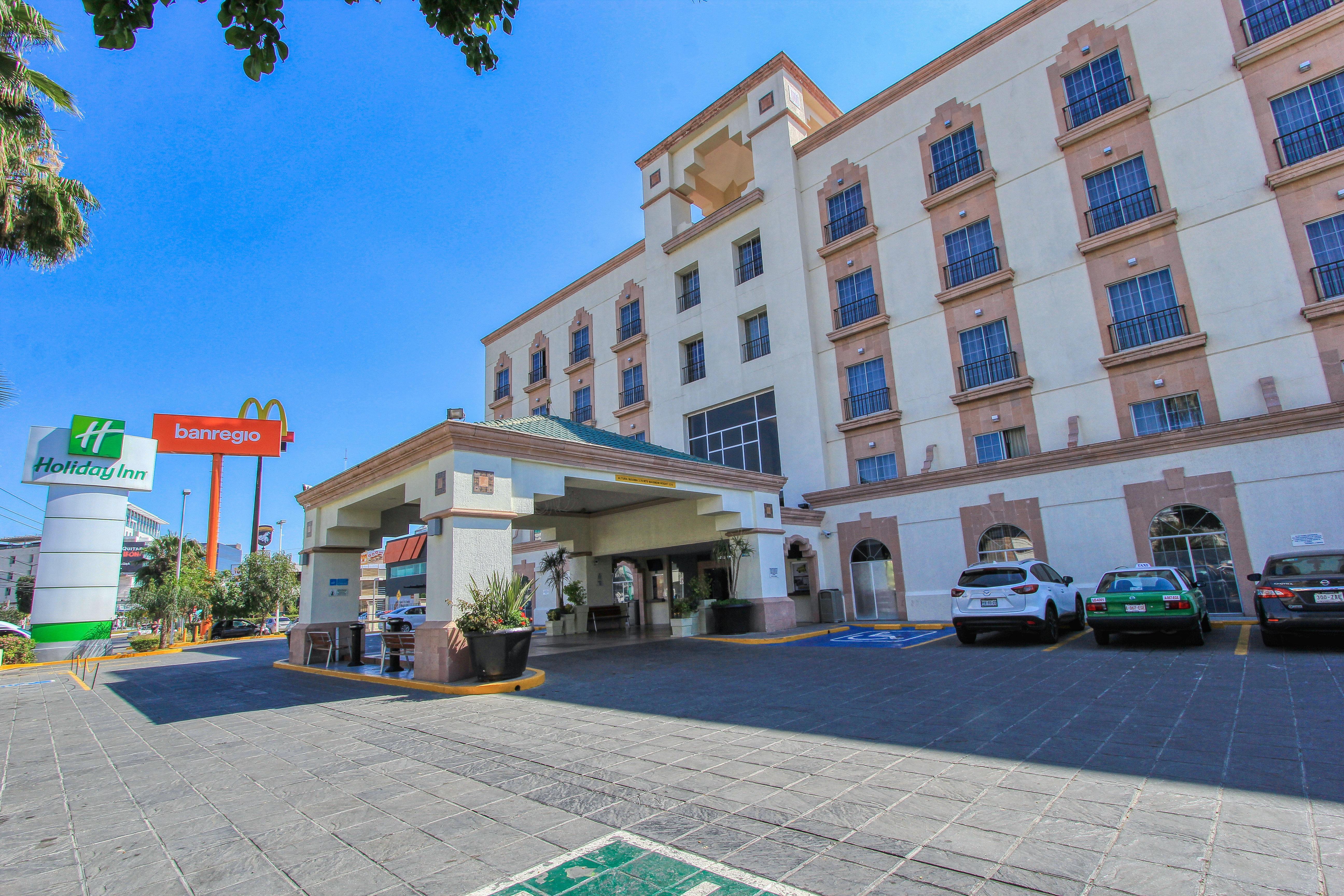 Holiday Inn Leon By Ihg Esterno foto