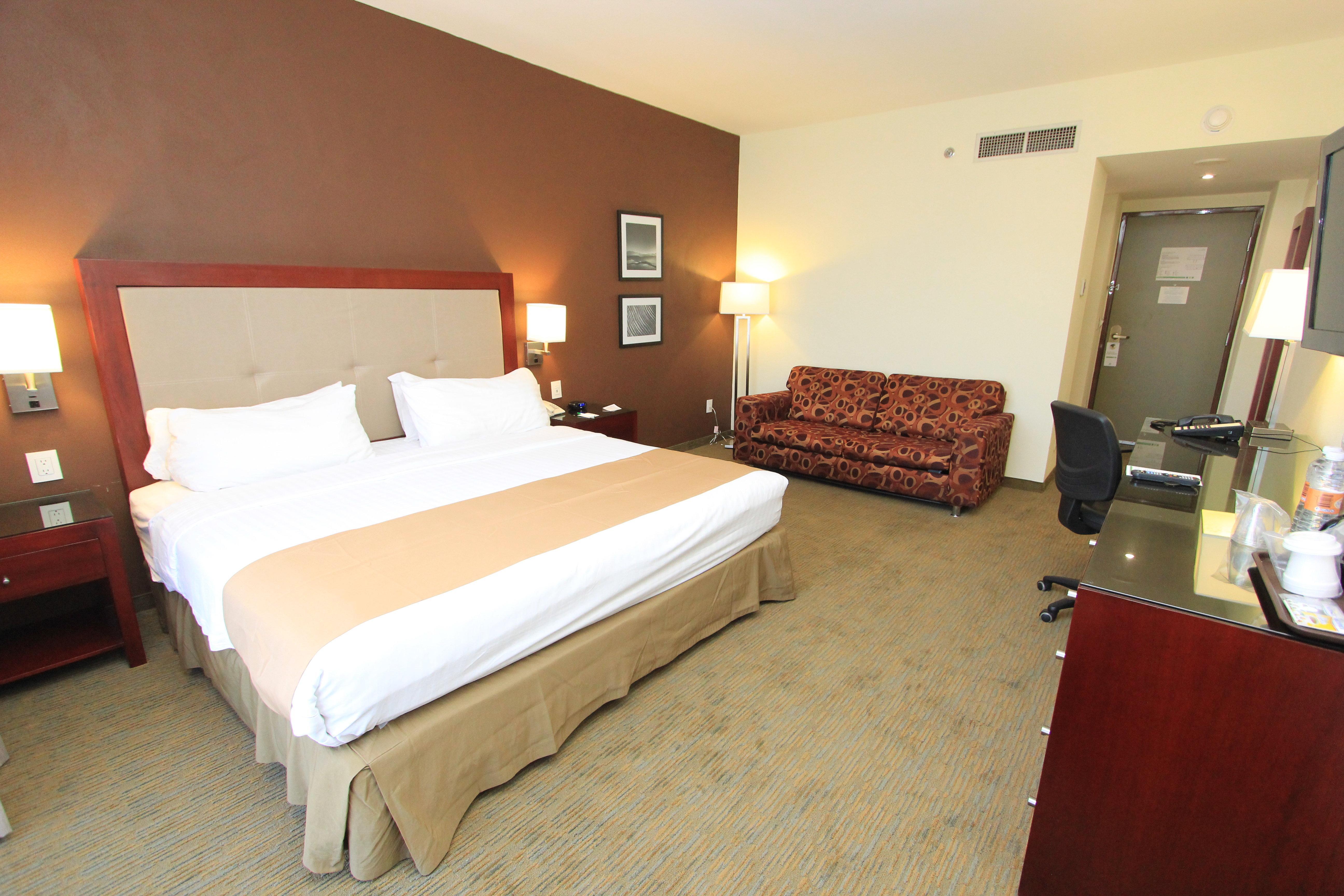 Holiday Inn Leon By Ihg Esterno foto