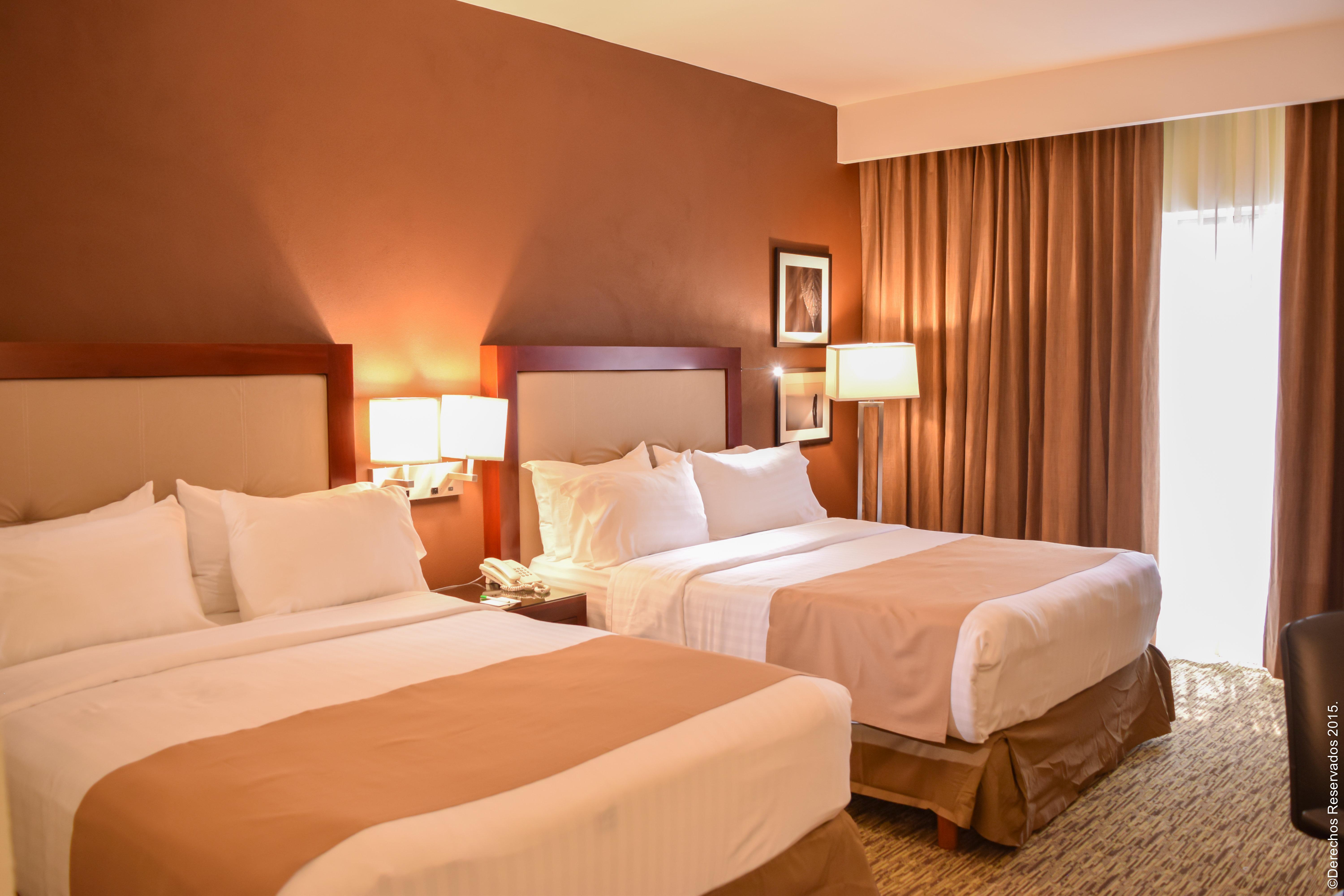Holiday Inn Leon By Ihg Esterno foto