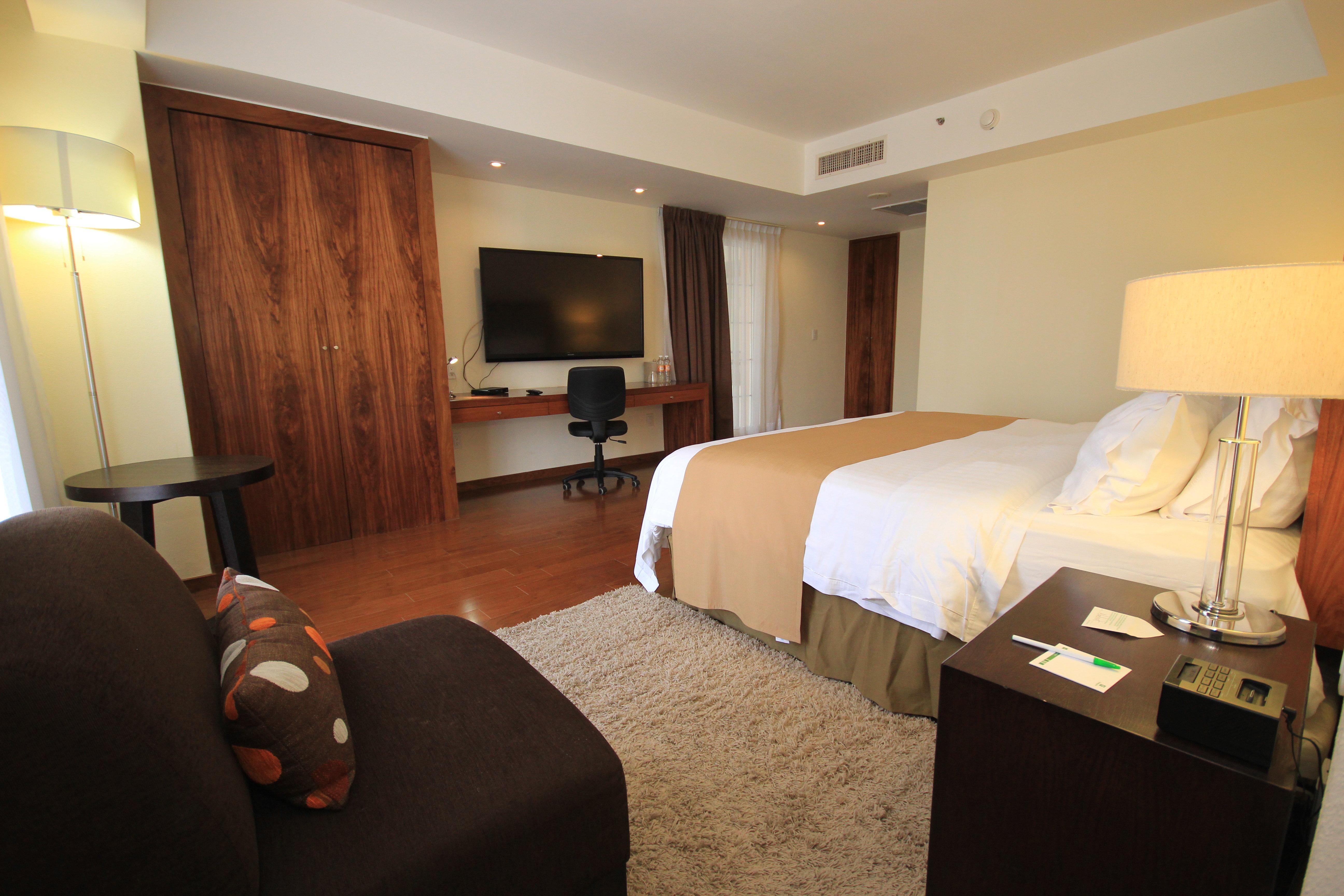 Holiday Inn Leon By Ihg Esterno foto