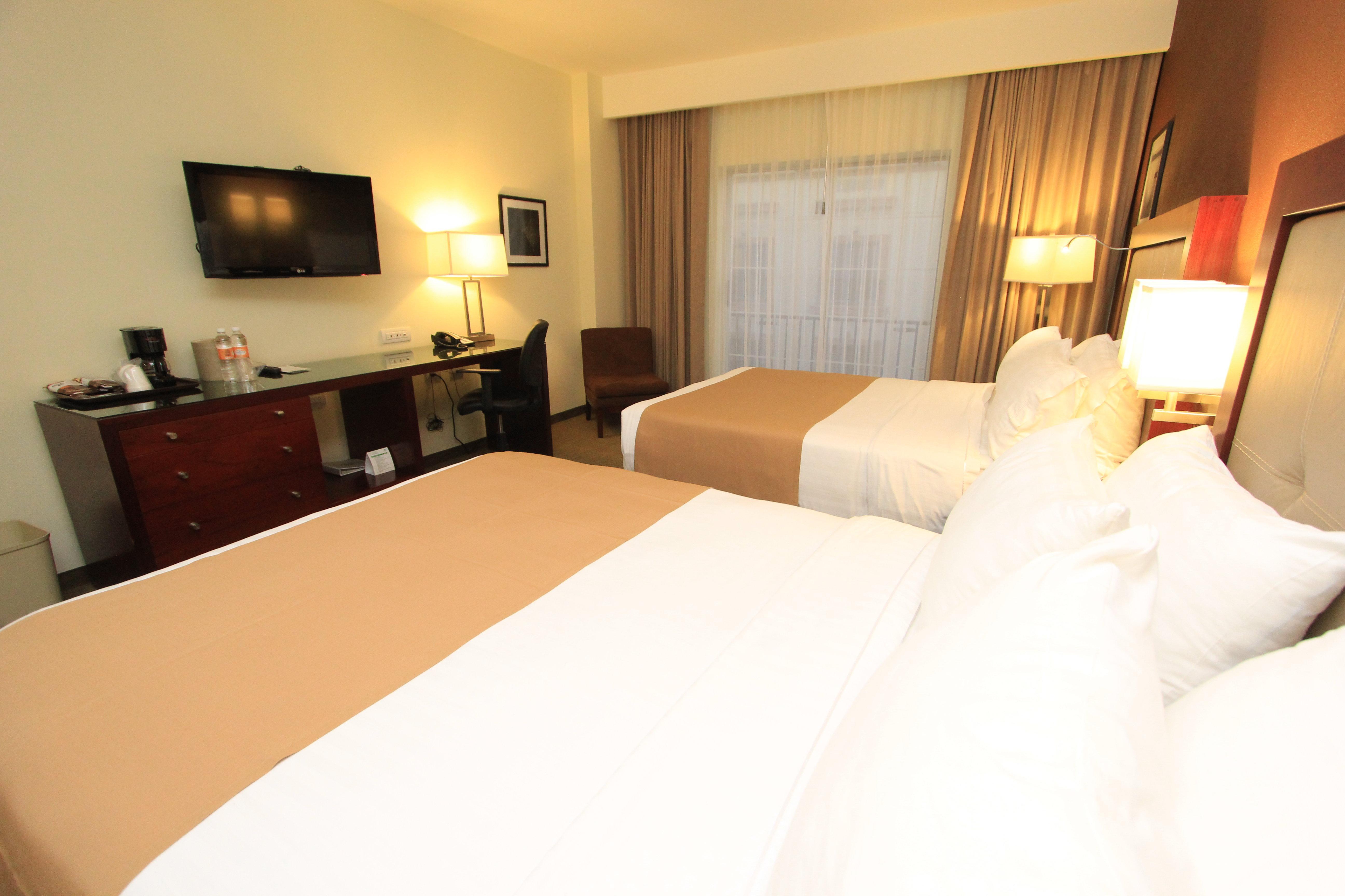 Holiday Inn Leon By Ihg Esterno foto