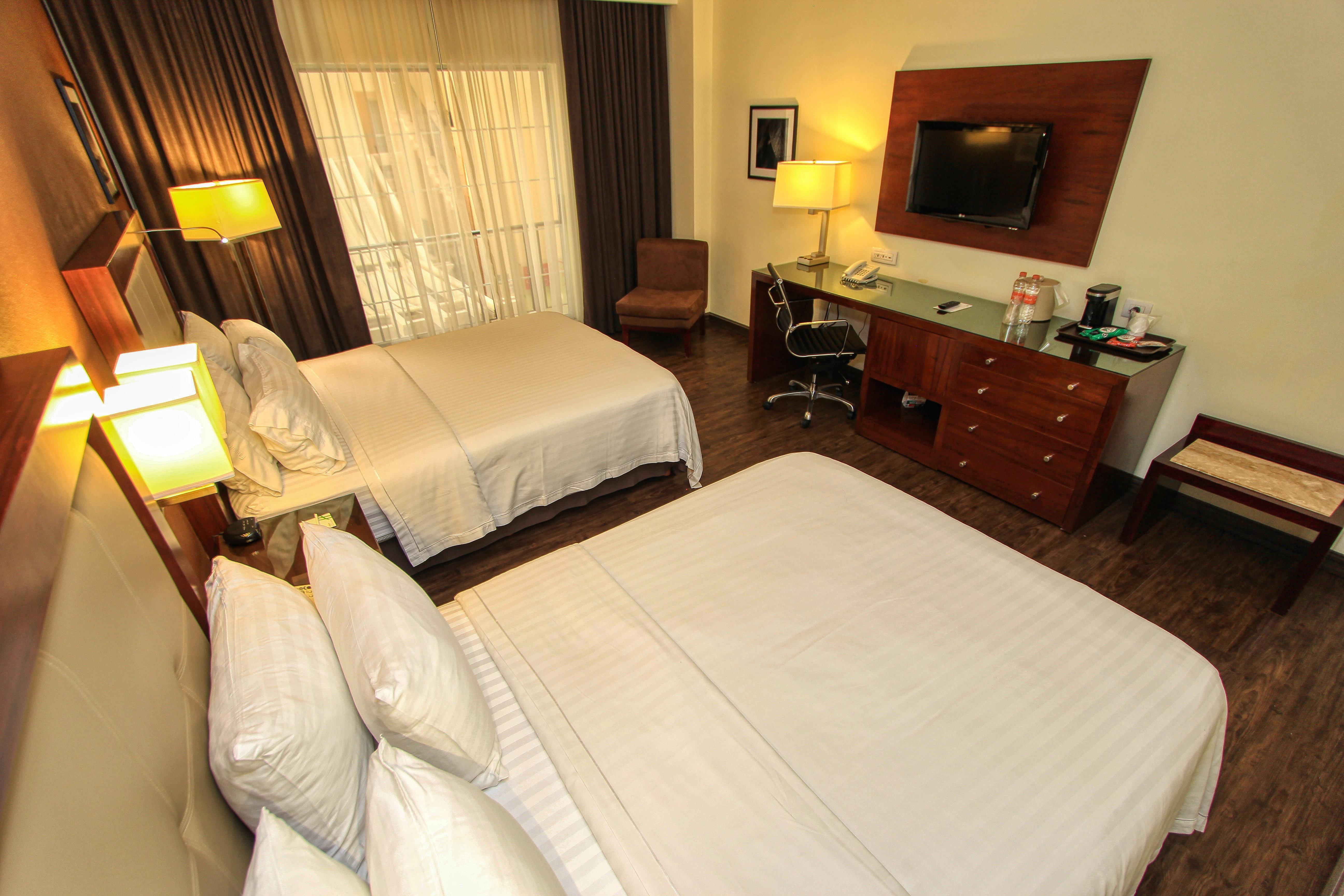 Holiday Inn Leon By Ihg Esterno foto